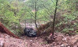 Giresun’da otomobil şarampole devrildi: 4 yaralı