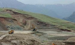 Hakkari’de ikinci futbol stadı için çalışmalar başladı