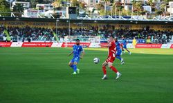 Trendyol Süper Lig: Bodrum FK: 1 - Samsunspor: 2 (İlk yarı)