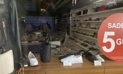 Mersin Forum AVM'deki iş yerinde asma cam tavan çöktü