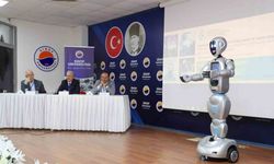 Akademisyen robot Maya, Sinop’ta konuştu