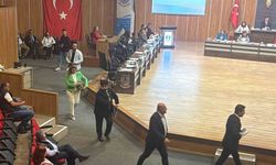 Bodrum’da meclis üyeleri kendilerine söz verilmediğini idda ederek salonu terk etti