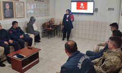 Demirözü jandarma personeline kadına yönelik şiddetle mücadele eğitimi verildi