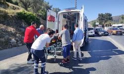 Direksiyon başında fenalaşan sürücü 3 araca çarptı: 1 yaralı