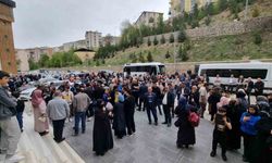 Hacı adayları Bayburt’tan dualarla kutsal topraklara uğurlandı