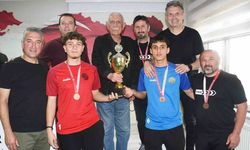 Kayseri Süper U-18 Ligi şampiyonları kupalarını aldı