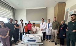 Kopan kulak memesi süpermikrocerrahi ile yerine dikildi