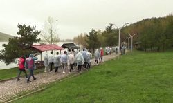 Polis gençlerle piknikte buluştu