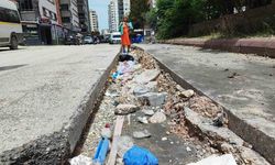Seyhan Belediyesi yolu yapmadı, vatandaşla muhtar karşı karşıya geldi
