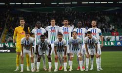 Trendyol Süper Lig: Çaykur Rizespor: 2 - Göztepe: 2 (İlk yarı)