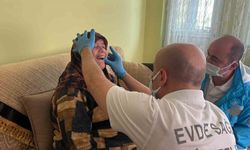 Yaşlı hastalar doktora değil, doktor hastanın evine gidiyor