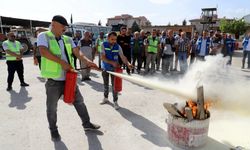 Akdeniz Belediyesi Personelinden Uygulamalı Yangın Tatbikatı