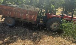 Devrilen traktörün altında kalan sürücü hayatını kaybetti