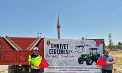 Jandarma traktör sürücülerine eğitim verip, reflektör dağıttı