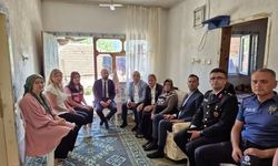 Şehit babalarına anlamlı ziyaret