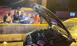 Aracı yanan sürücünün yardımına vatandaşlar koştu