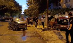 Bisikletli çocuğa çarpmamak için direksiyonu kırdı, park halindeki araca çarptı