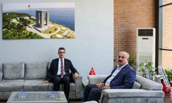 Çanakkale Valisi Toraman, Ezine Kaymakamı Kaptanoğlu ile bir araya geldi