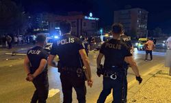 Gaziantep’te 3 otomobilin karıştığı kazada ortalık savaş alanına döndü: 6 yaralı, 12 gözaltı
