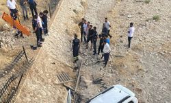 Hafif ticari araç şarampole yuvarlandı: 1 yaralı