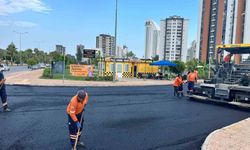 Mersin’de bozuk yollar tek tek yenileniyor