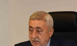 Palandöken: "Demokrasiye sahip çıkan milletimize minnettarız"