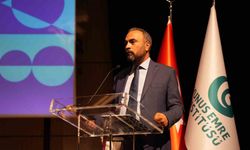 Rektör Akkaya Türk dilinin zenginliğini anlattı