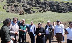 Rektör Emiroğlu, Hanak Harosman Kanyonu’nda İncelemelerde Bulundu