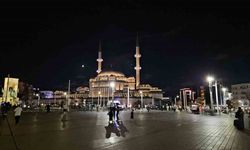 Türkiye genelinde 90 bin camide kuraklık, doğal afetler ve şehitler için dualar edildi
