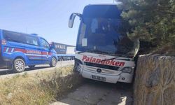 Yolcu otobüsünün de karıştığı zincirleme kazada 7 kişi yaralandı