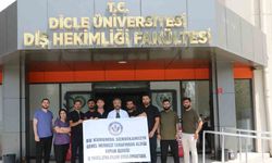 Dicle Üniversitesi Diş Hekimliği Fakültesi’nde iş bırakma eylemi