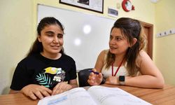 İlk 10 bine giren görme engelli Nazalin, Ankara Üniversitesine yerleşti