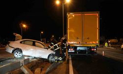Kırıkkale’de kargo kamyonu ile otomobil çarpıştı