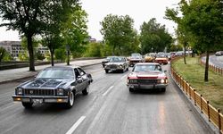 Klasik otomobiller Erzurum’da görücüye çıktı