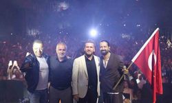 Koray Avcı, Tavas Zeybek Festivalinde unutulmaz bir gece yaşattı