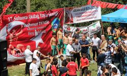 Mahmut Demir’in memleketine ‘şampiyona’ jesti