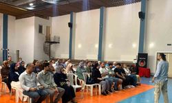 Malatya’da Gençlik Liderlerine Yönelik "Sahne Sizin" eğitimi