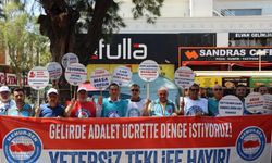 Memur Sen Antalya’da çadır kurup eylem yaptı