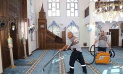 Akdeniz Belediyesi’nden İbadethanelere Kapsamlı Temizlik