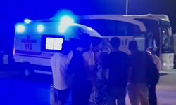 Otobüs şoförleri arasında yol kenarında bıçaklı kavga: 1 yaralı
