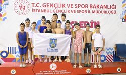 Silivri Belediyesi Spor Kulübü Yüzme Takımı, İstanbul’da 20 madalya kazandı