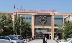 Şırnak’ta MS ve epilepsi hastası genç gebe normal doğum ile bebeğini kucağına aldı