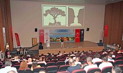 Üreticiler ve zirai ilaç bayilerine kalıntıyı önleme yöntemleri anlatıldı