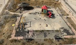 Yüksekova’da çocuk parkına zarar verildi