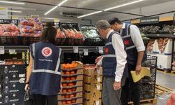 Mersin’de marketler denetleniyor