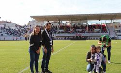 Gebzespor bilet gelirlerini DMD hastası Uras’a bağışladı