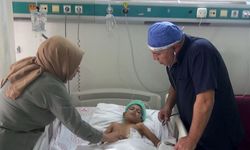 Suriye’de akciğer kisti patlayan 7 yaşındaki çocuk Şanlıurfa’da kurtarıldı