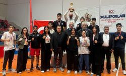 Akdenizli Boksörlerden Cumhuriyet Kupası’nda 13 Madalya