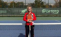 Antalyalı 16 yaşındaki tenisçi Zeynepsu, Tokyo Olimpiyatları için milli formayı giydi