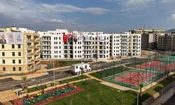 Yuvasına kavuşan depremzede vatandaş: "Evi gezdik çok güzel, hayallerimizin ötesinde"